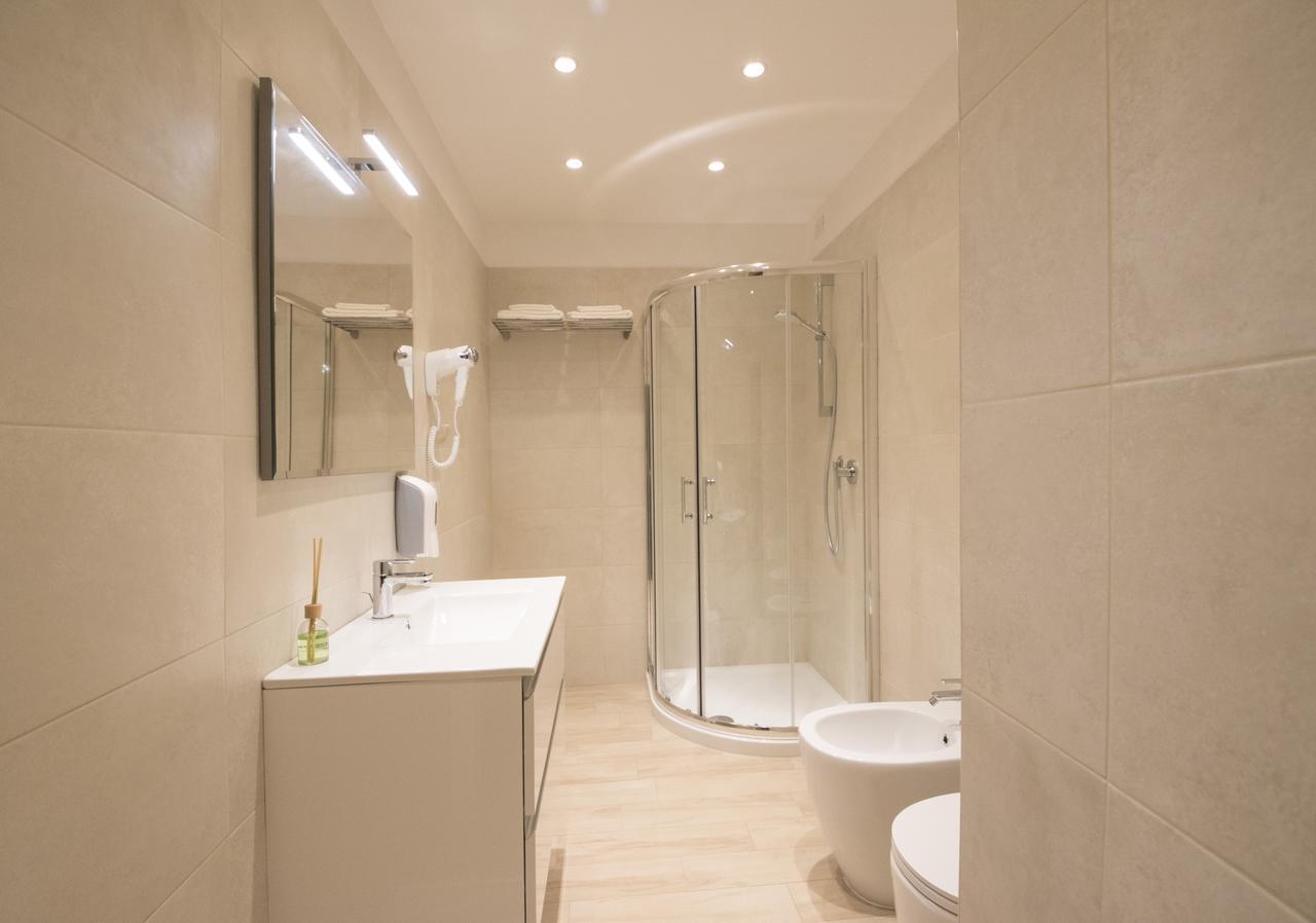 Edo Gallery Suites Cagliari Bagian luar foto