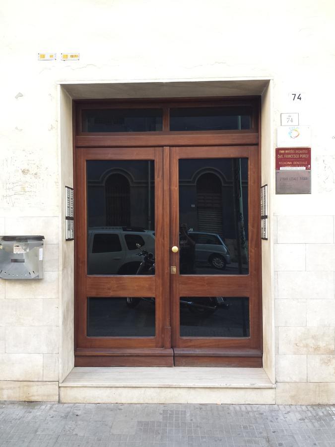 Edo Gallery Suites Cagliari Bagian luar foto